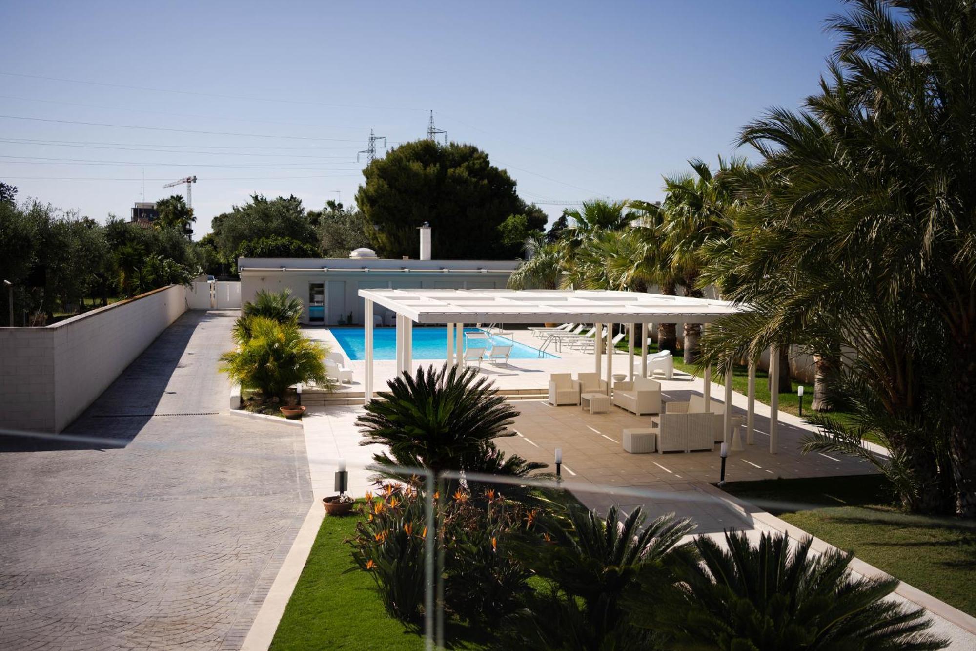 Villa Erada Bari Bagian luar foto