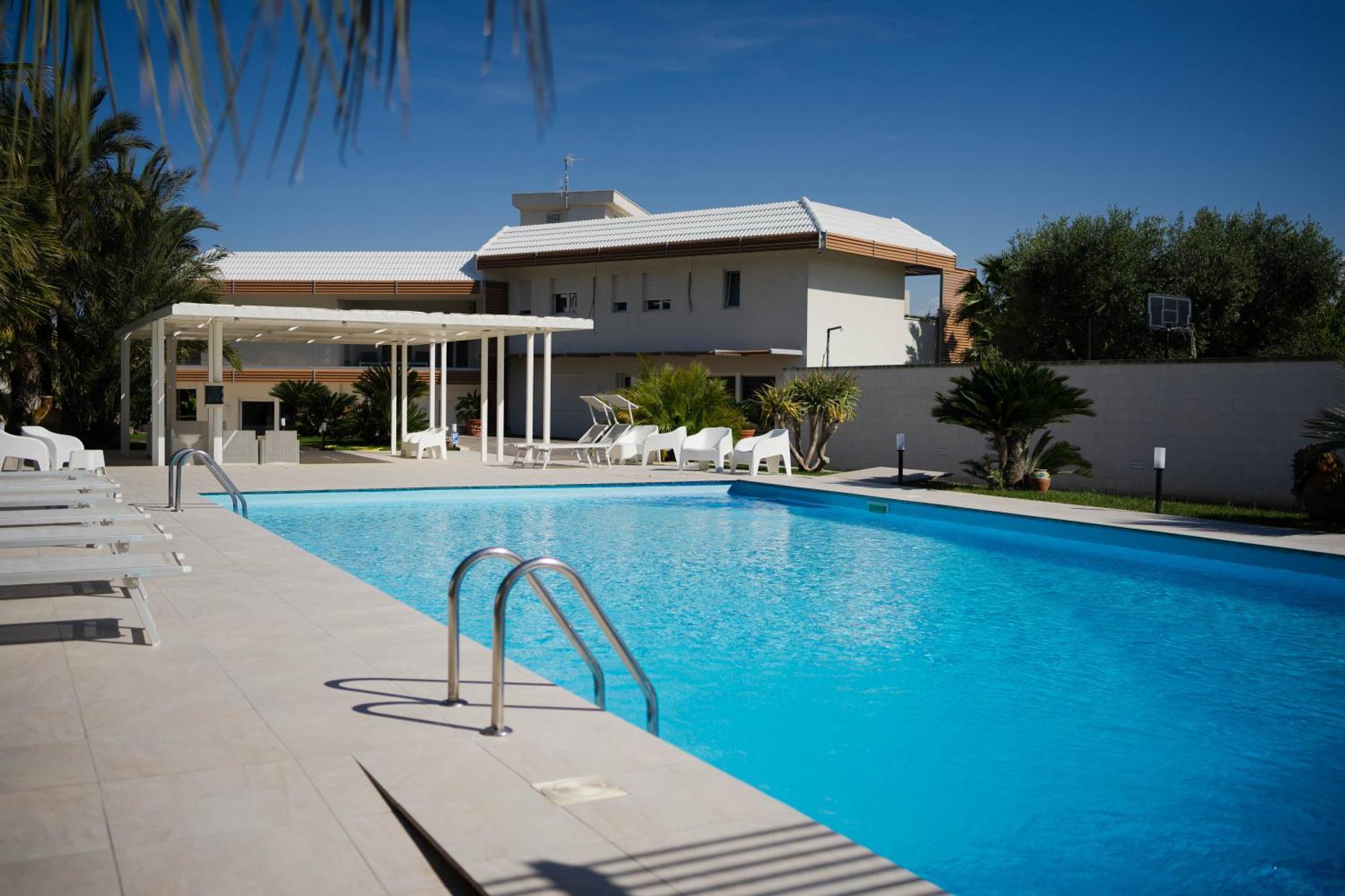 Villa Erada Bari Bagian luar foto