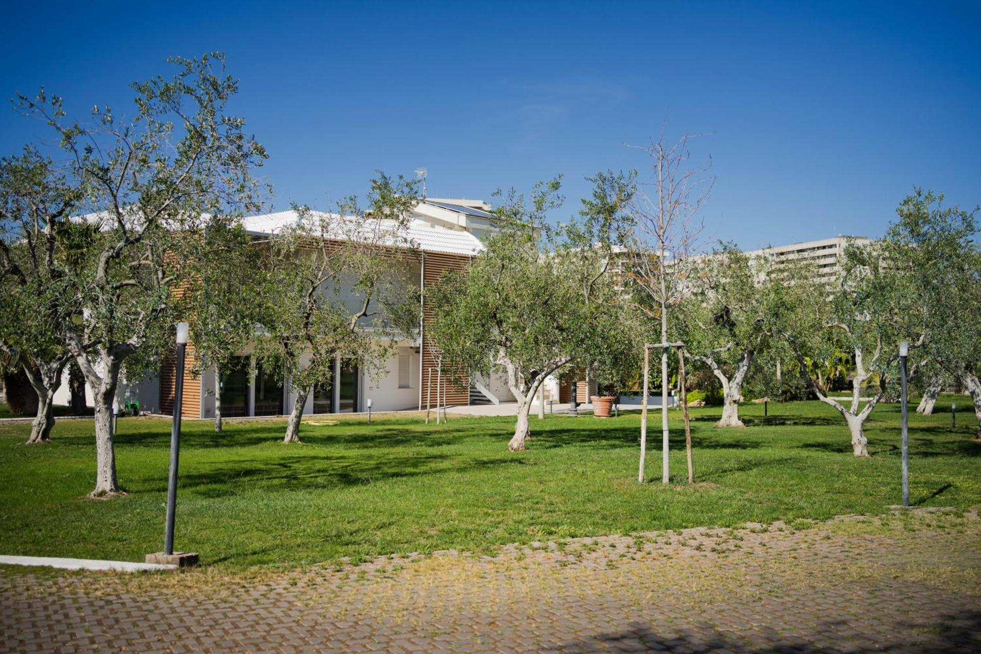 Villa Erada Bari Bagian luar foto